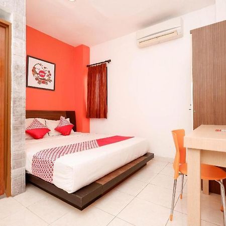 Oyo 1251 Residence 8 Semarang Eksteriør bilde