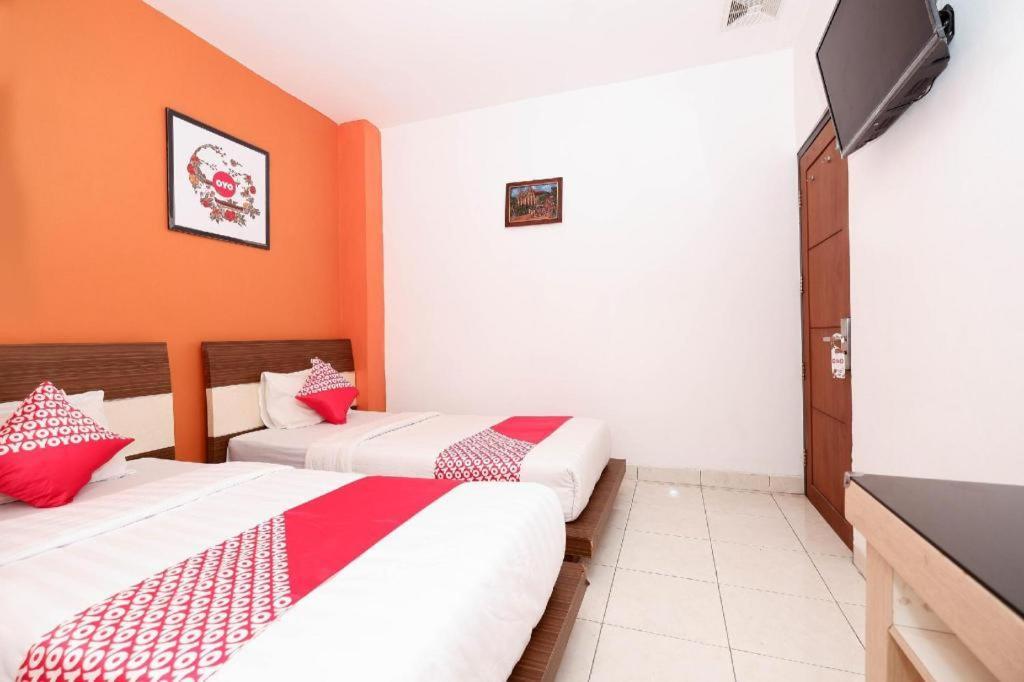 Oyo 1251 Residence 8 Semarang Eksteriør bilde