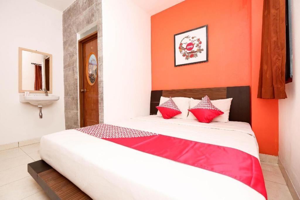 Oyo 1251 Residence 8 Semarang Eksteriør bilde